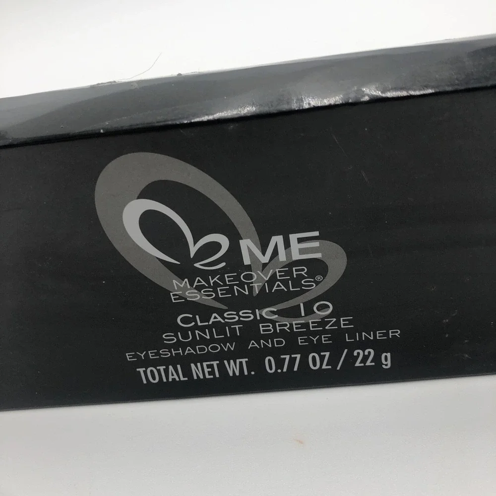 Love‎ Me Makeover Essentials Classic 10 Sunlit Breeze, New In The Box